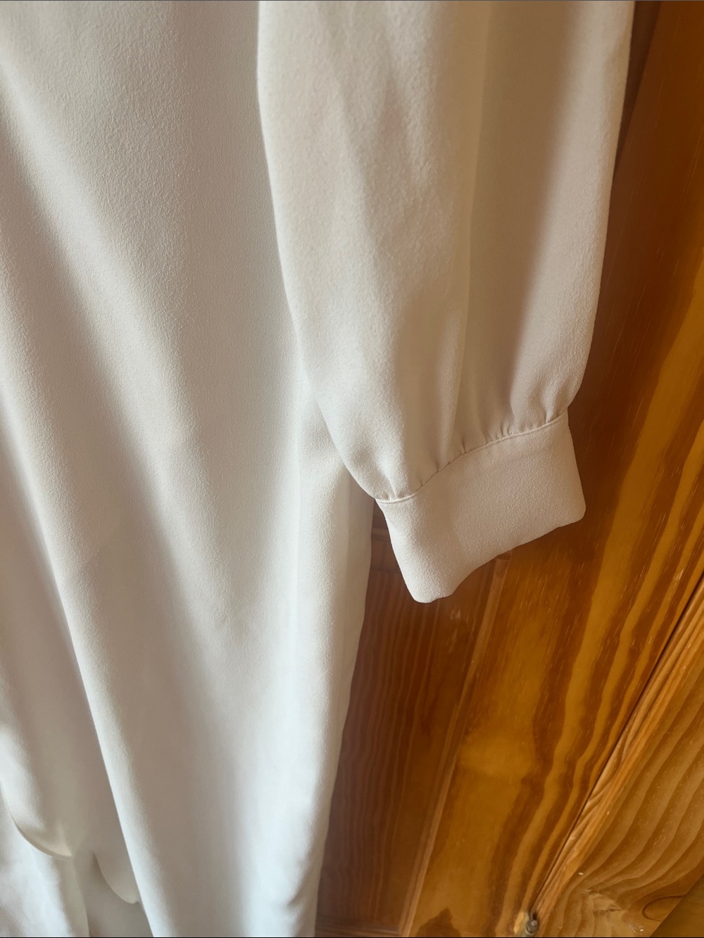 Alexa Admor Cream Long-Sleeve Draped Wrap Dress - Size 10 - Picture 6 of 10